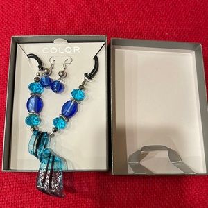 Color necklace and earrings